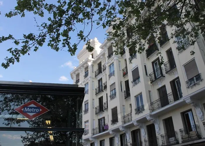 Amazinn Collection Madrid Embajadores